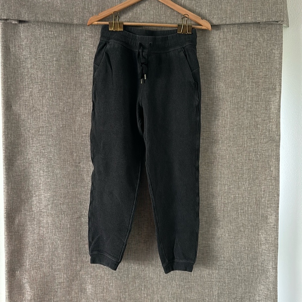 Lululemon jogger sweatpants